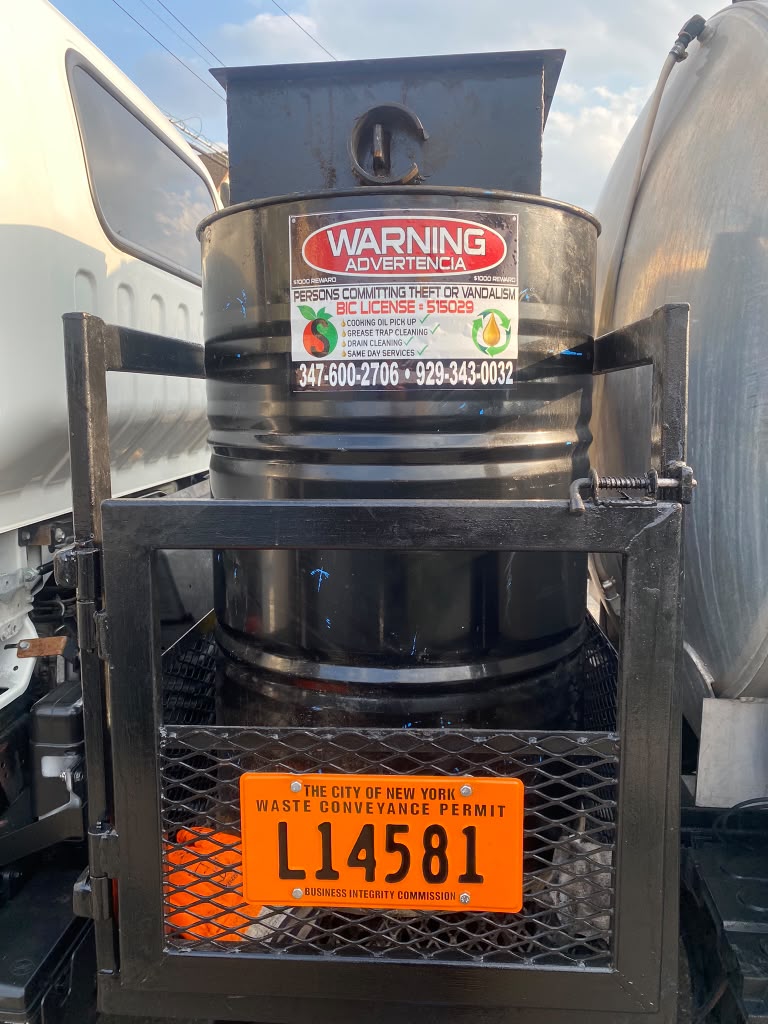 Used cooking oil collection container
